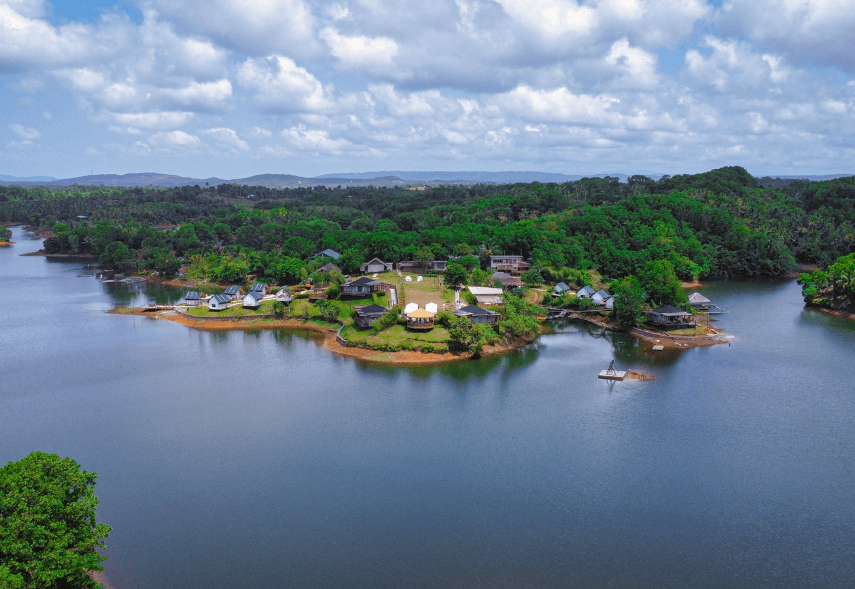 lake tour